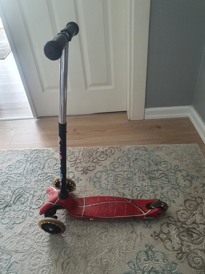 Kırmızı Çocuk Scooterı 3 kademe boyu uzatilabilir - Görsel 5