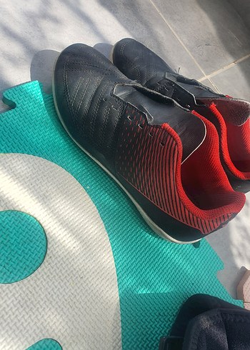 Siyah çocuk  Futbol Ayakkabısı Velcro Kapatmalı 34 numara - Görsel 2