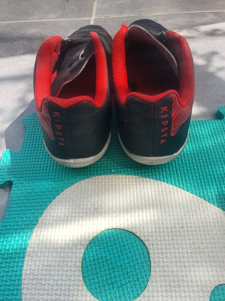 Siyah çocuk  Futbol Ayakkabısı Velcro Kapatmalı 34 numara - Görsel 3