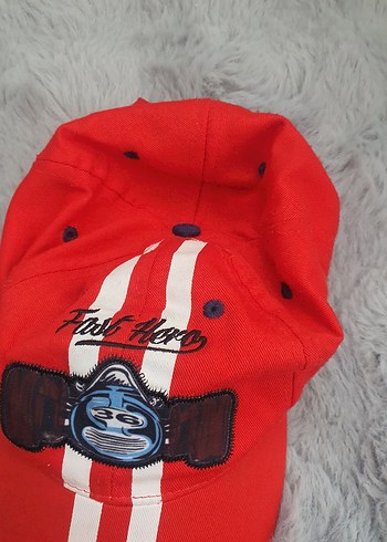 Kırmızı Nakışlı Erkek Şapka - Görsel 2