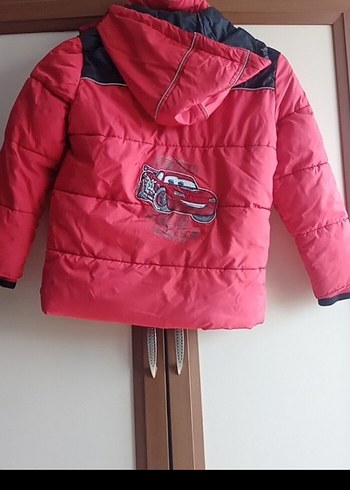 Kırmızı Erkek Çocuk Düğmeli Mont - Görsel 2