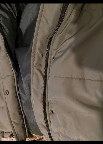 s Beden Haki mont crop