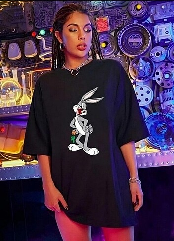 Tavşan baskılı T-shirt