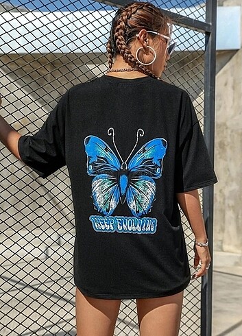 Kelebek Baskılı T-shirt 