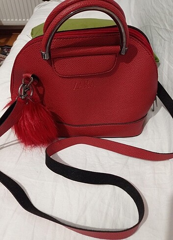  Beden kırmızı Renk Zara kırmızı çanta 