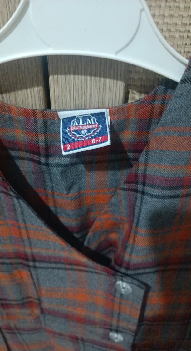 Düğmeli Kız Çocuk Gri Ekose Yelek - Görsel 2