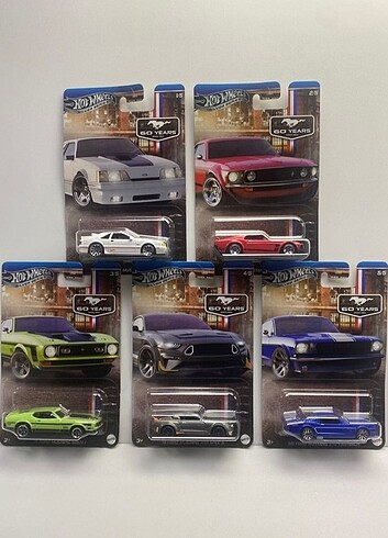 Hotwheels Ford Mustang set 60.yıl