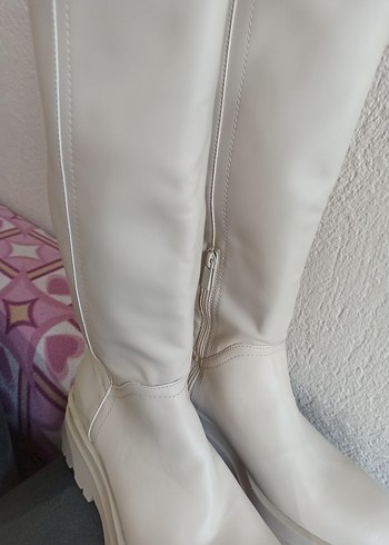 Beyaz Yüksek Topuklu Deri Dizüstü Çizme - Görsel 2