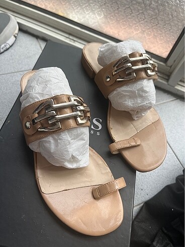 Nine West