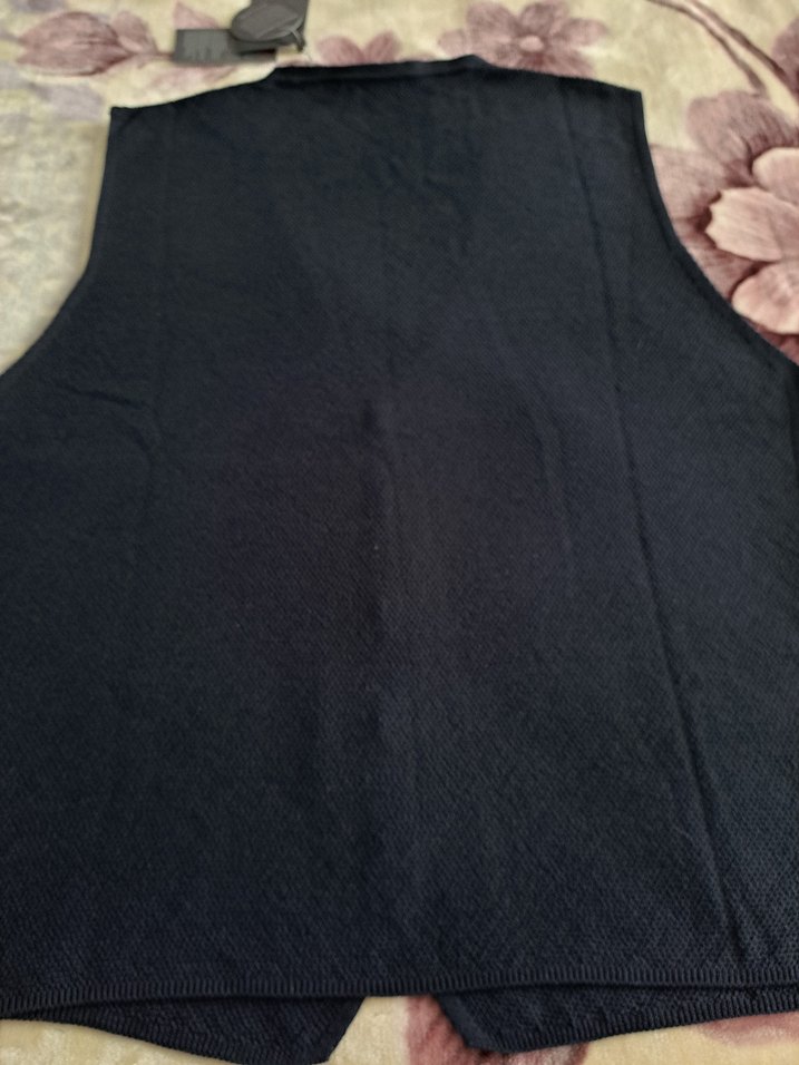 Düğmeli V Yaka erkek Triko yelek - Görsel 2