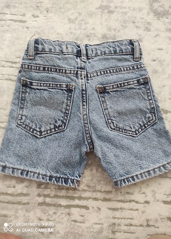 Gri çocuk Düğmeli Mini Denim Şort - Görsel 2