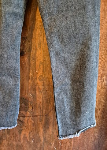 Stradivarius kadin jeans flare - Görsel 5