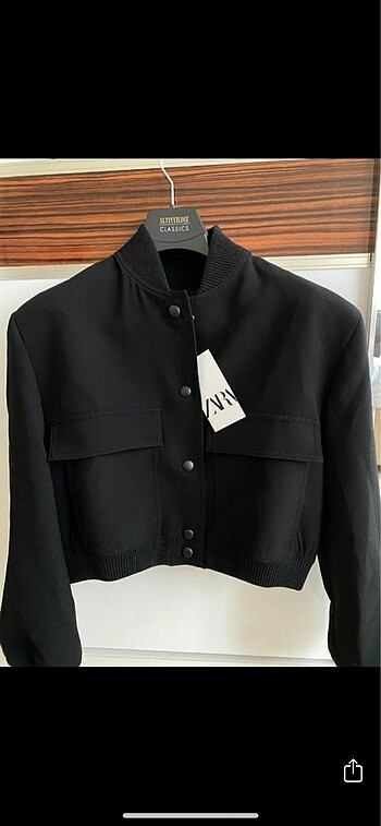 Geniş cepli bomber ceket