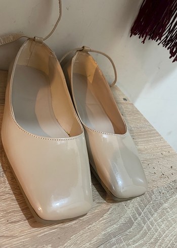 Bej, Tokalı, Stiletto Topuklu Kadın Babet - Görsel 3