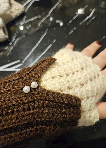 Kahverengi Örgü Kadın Eldiveni - Görsel 3