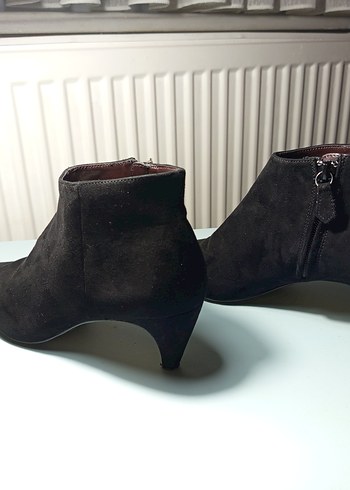 36 Beden Siyah Süet Stiletto Topuklu Kadın Bot