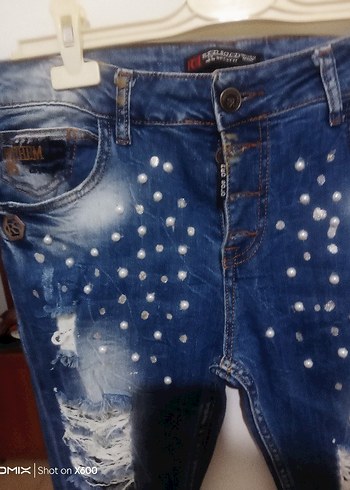 44 Beden lacivert Renk inci detaylı kot pantolon