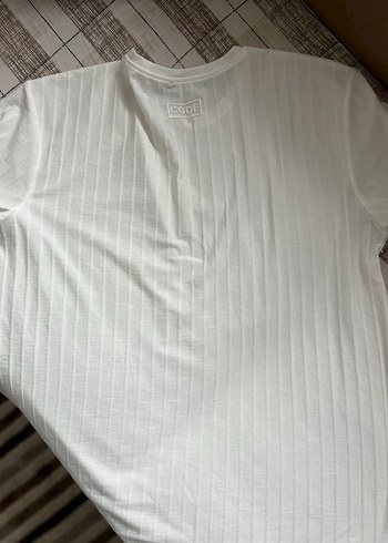 Beyaz Pliseli Erkek Kısa Kollu Tişört - Görsel 3