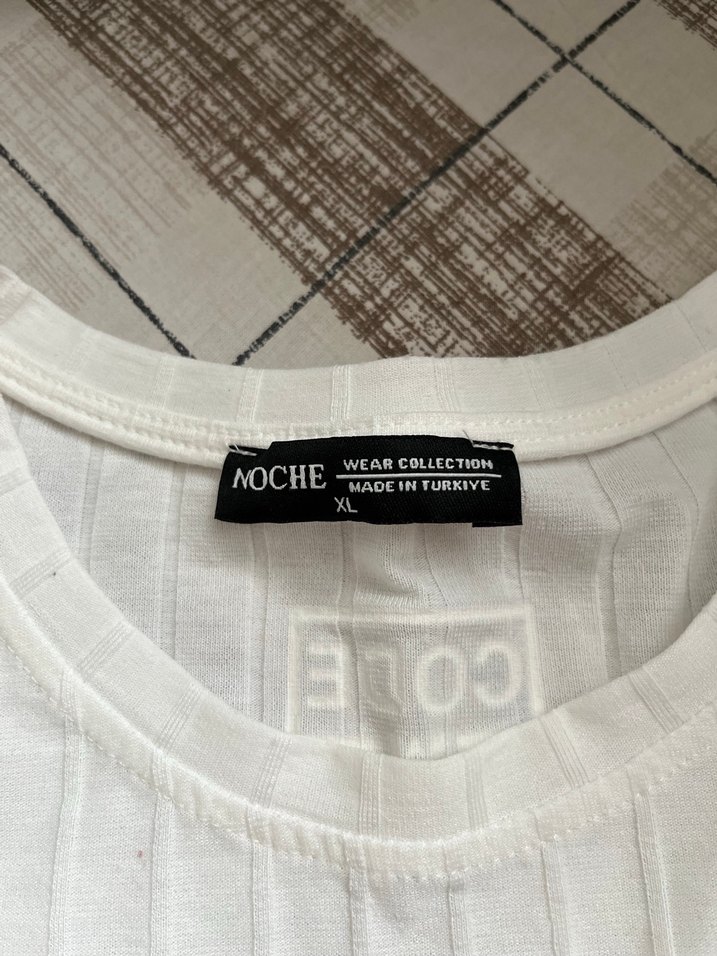 Beyaz Pliseli Erkek Kısa Kollu Tişört - Görsel 2