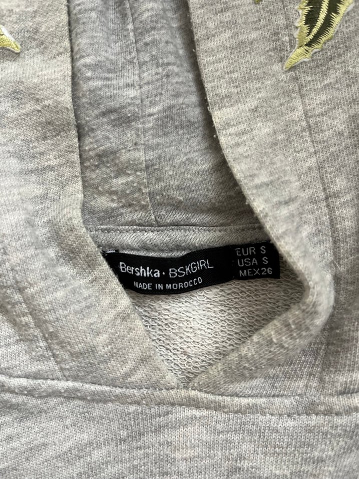 Gri Nakışlı Kadın Sweatshirt Kapüşonlu - Görsel 2