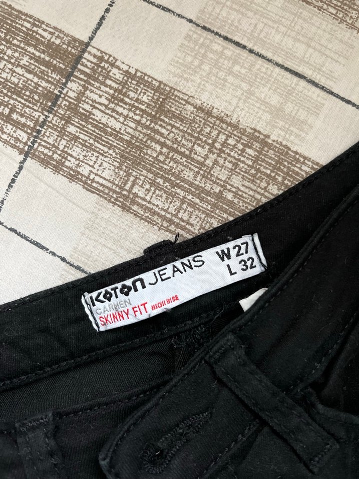 Siyah Kadın Normal Kesim Jean - Görsel 2