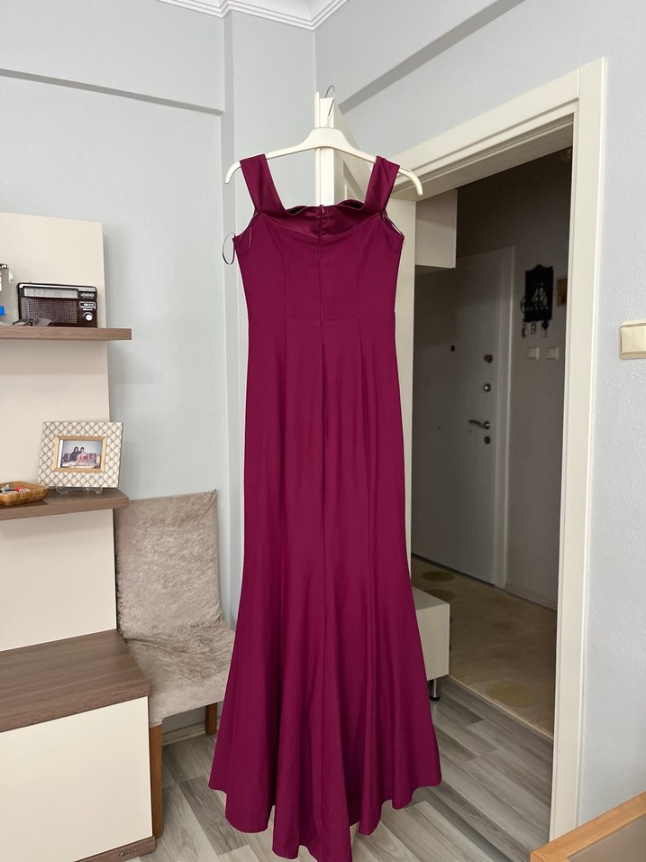 Bordo V Yakalı Drapeli Uzun Abiye Elbise - Görsel 2