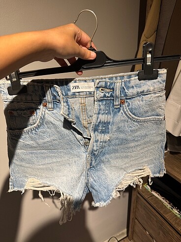 xs Beden mavi Renk ZARA jean şort