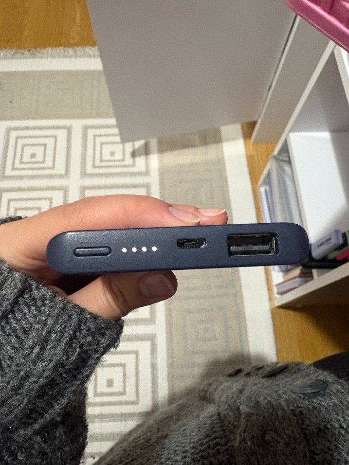 Samsung Mavi Taşınabilir Şarj Cihazı - Görsel 2