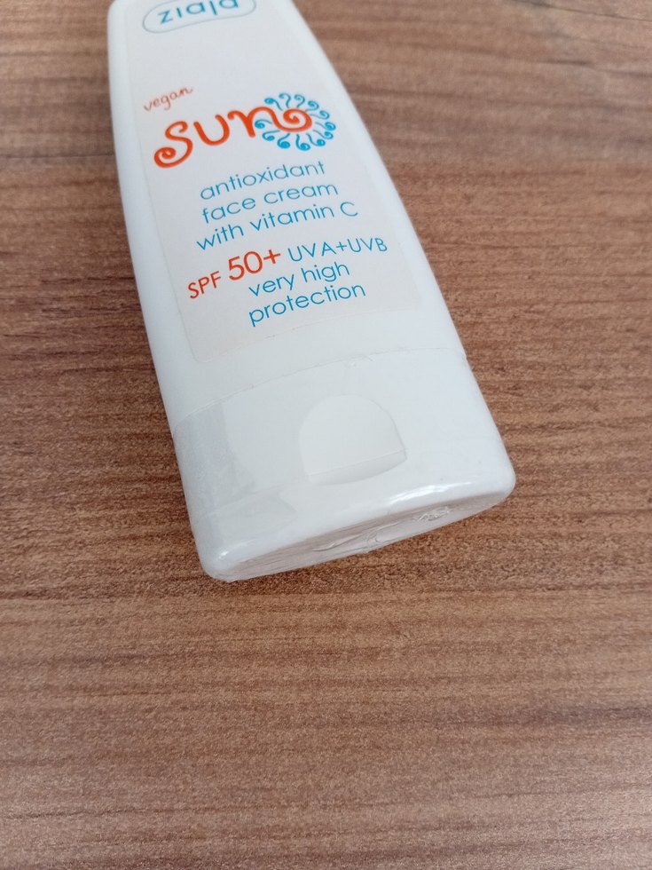 Ziaja Vegan Güneş Koruyucu Krem SPF 50+ - Görsel 3