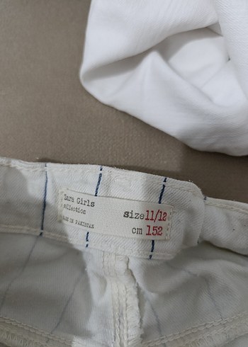 11-12 Yaş Beden Zara Düğmeli Beyaz Çizgili Keten kız çocuk pantolon