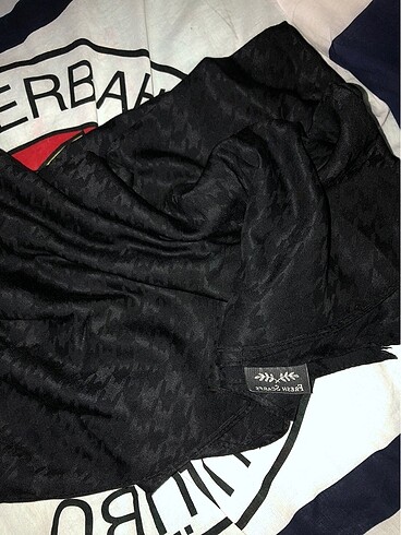 Vakko Freshscarf Kaz ayağı desen şal