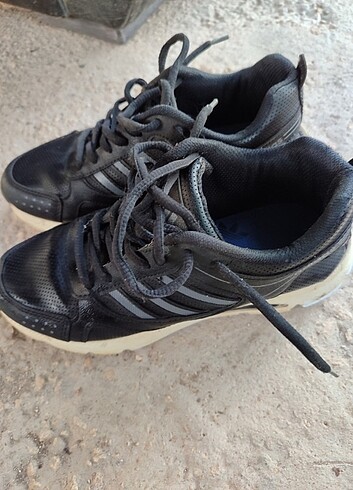 Adidas Spor ayakkabı