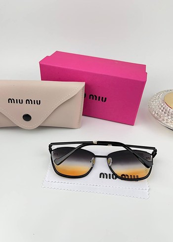 Miu Miu Miu Miu Güneş Gözlüğü