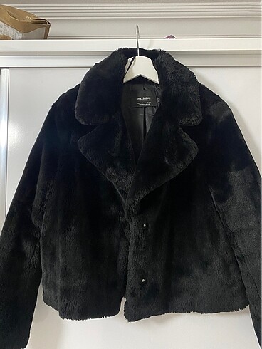 Pull and bear kürk kaban
