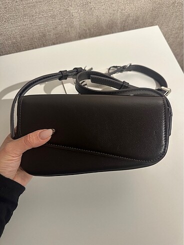 Zara Zara koyu kahve mini kol çantası