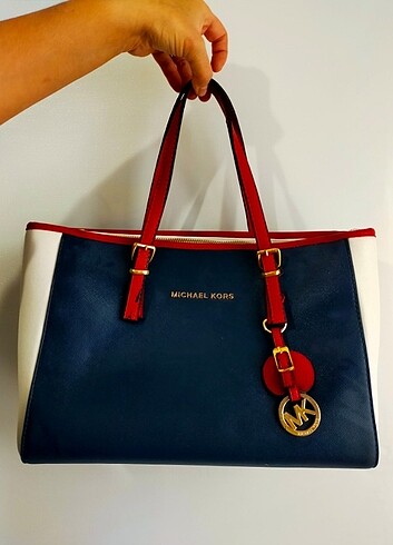 Michael Kors çanta 