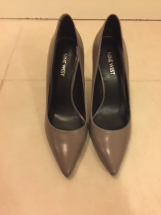Ninewest 