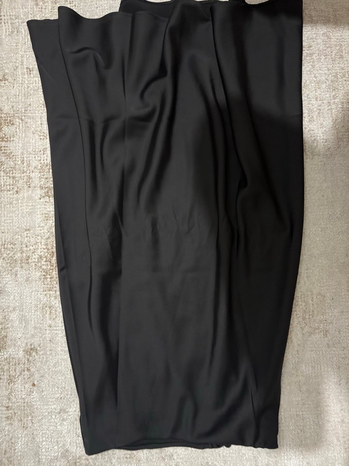 Drapeli Parlak Siyah etek SATEN - Görsel 3