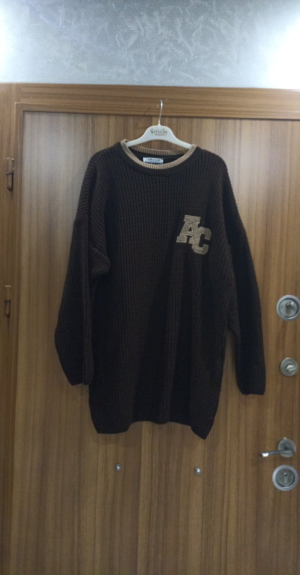 Kahverengi Uzun Kollu Örgü Kadın Kazak - Görsel 3