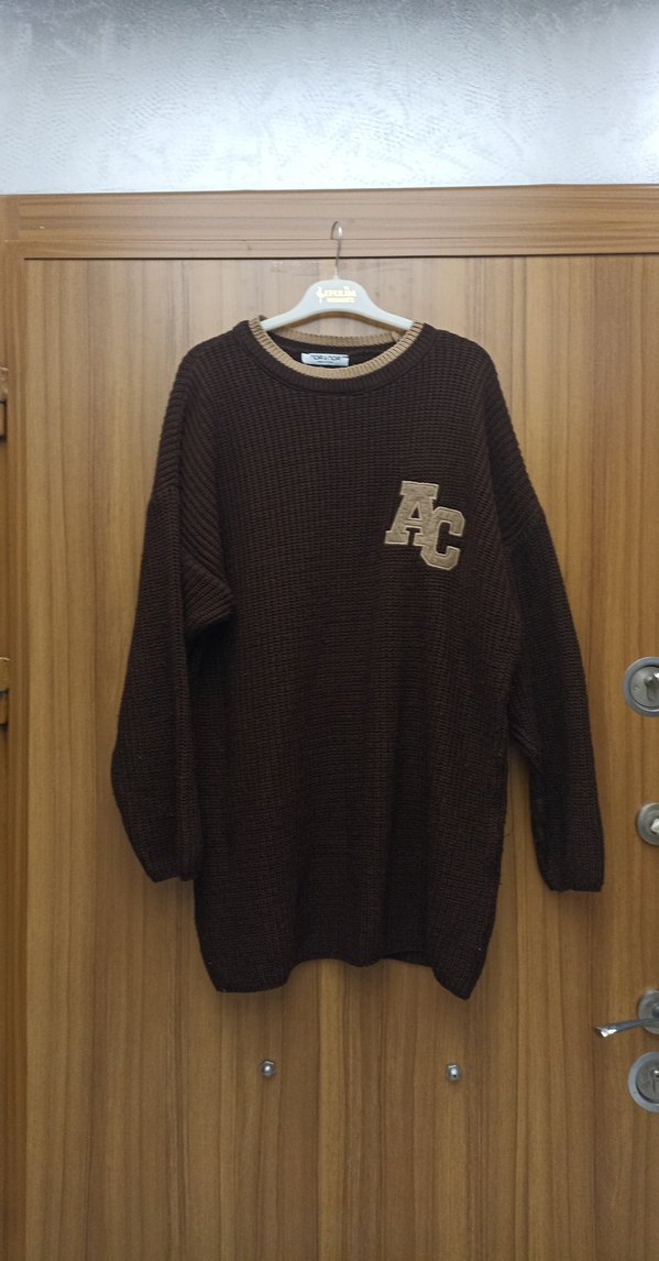 Kahverengi Uzun Kollu Örgü Kadın Kazak - Görsel 2