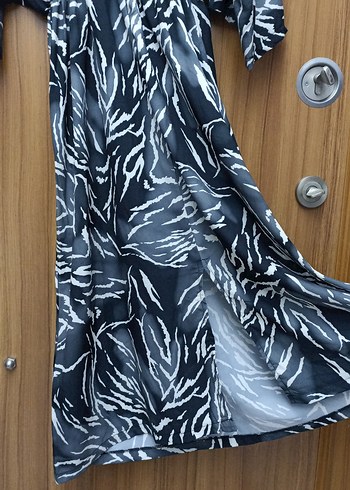 Bohem Tarz Gri Zebra Desenli Uzun Elbise - Görsel 3