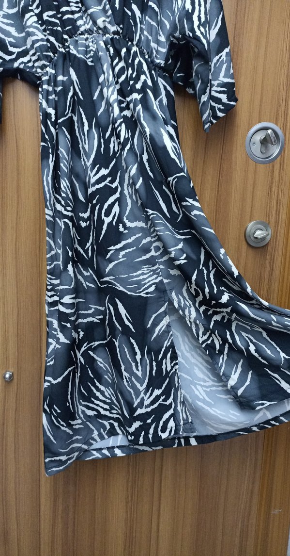 Bohem Tarz Gri Zebra Desenli Uzun Elbise - Görsel 3