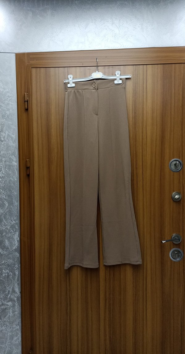 açık kahverengi pantolon - Görsel 2