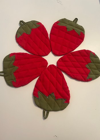 Nakışlı Kırmızı Çilek Desenli Fırın Eldiveni - Görsel 3