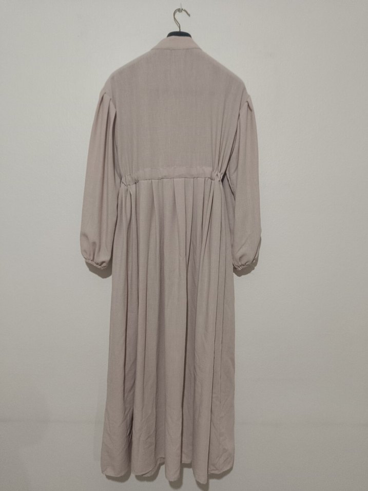 Düğmeli Bej Uzun Keten Elbise - Görsel 4