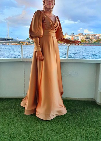 Uzun Kol Drapeli Saten Elbise - Görsel 3