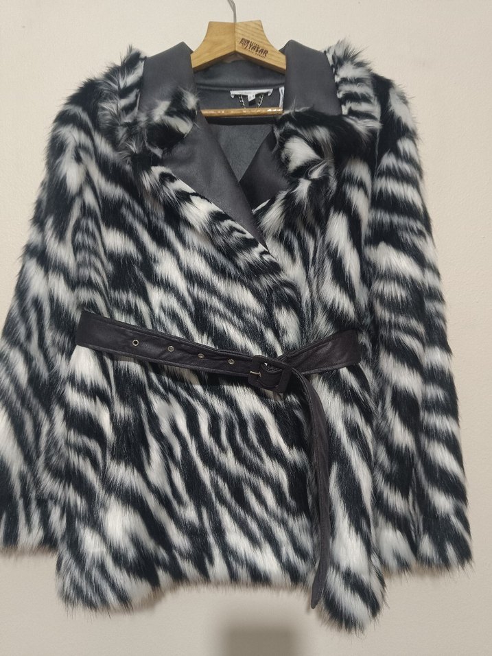 Kadın Gri Zebra Desenli Suni Kürk Midi Ceket - Görsel 2