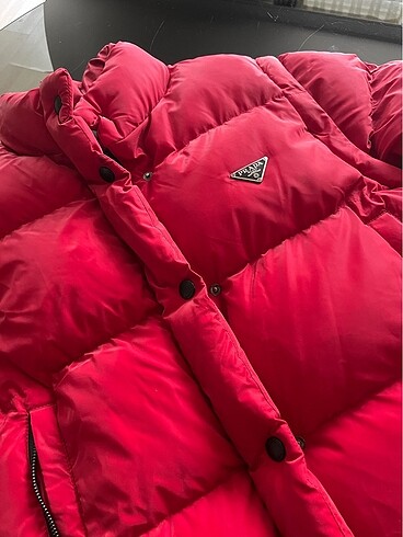 Prada Kadın Medium Mont