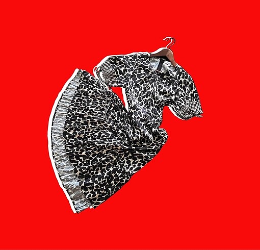 38 Beden çeşitli Renk İPEKYOL Leopar Desen Saten Zarif Elbise