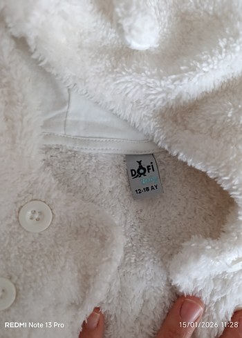 Kız Çocuk Beyaz Kapüşonlu Bornoz - Görsel 2